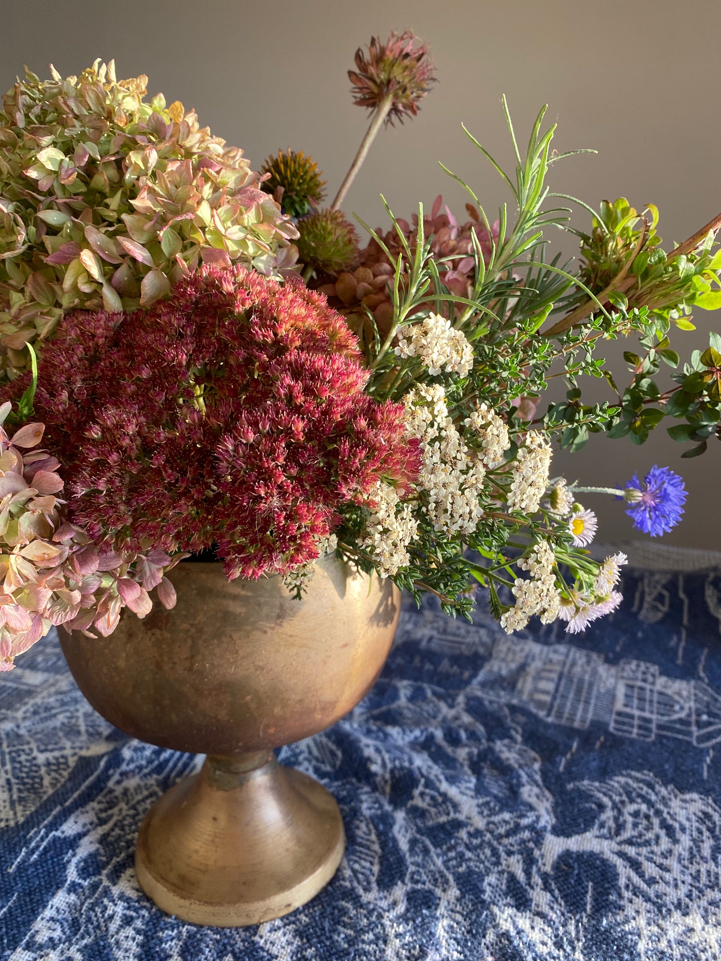 "de ultimo" // last harvest of the autumn season