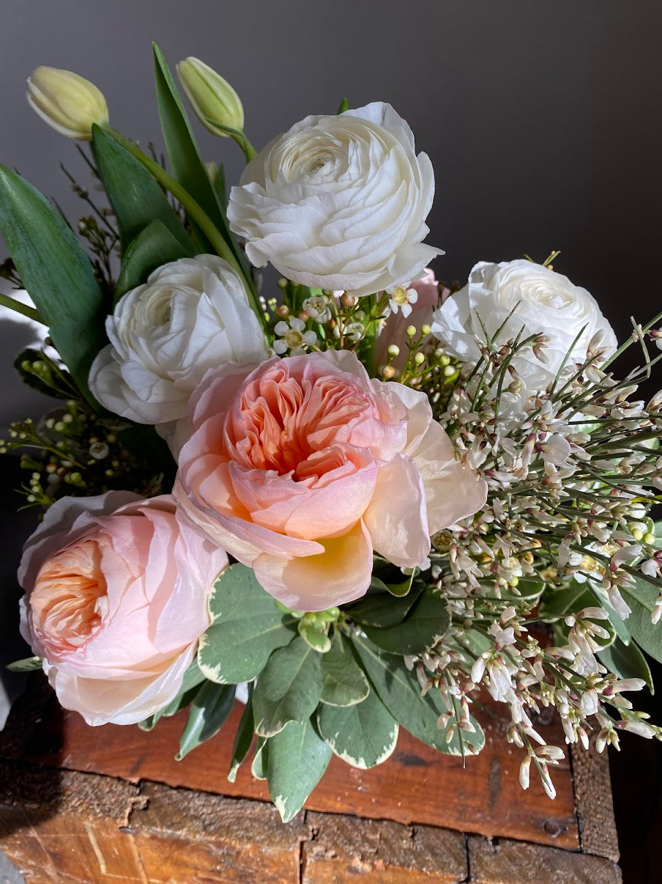 "la douceur" // pastel fresh cut floral arrangement
