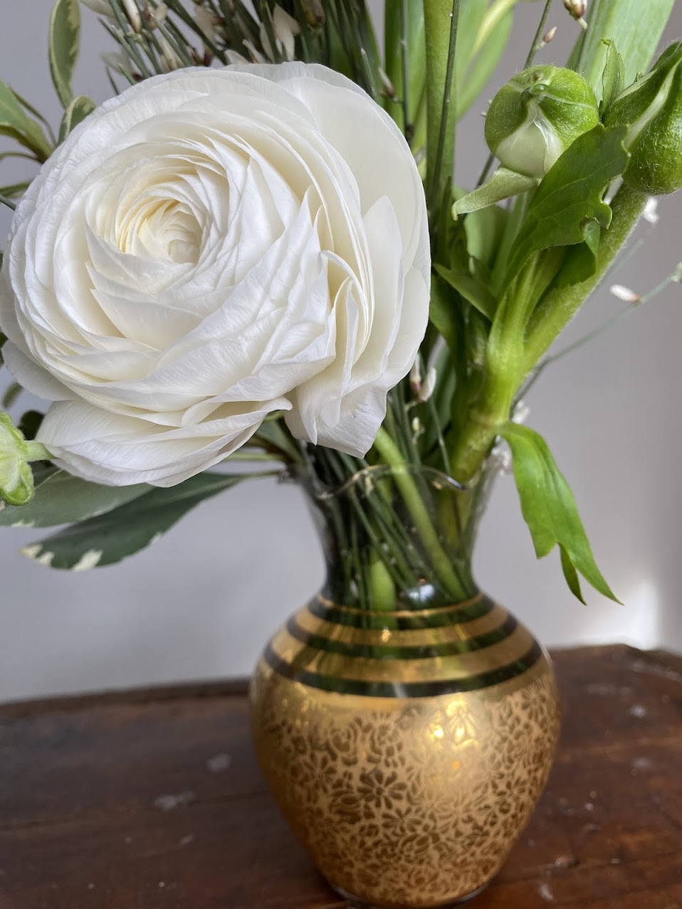 "gatsby " // fresh cut floral arrangement in gold vintage vase
