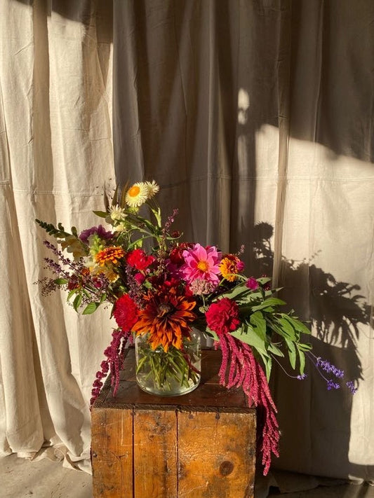 "Campo" // countryside fresh cut floral arrangement